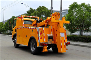 宜城高速路拖车费